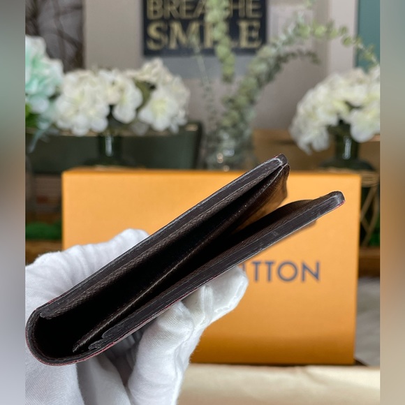 (MT48) Authenticated Louis Vuitton Damier Ebene Brazza Wallet - Picture 5 of 15